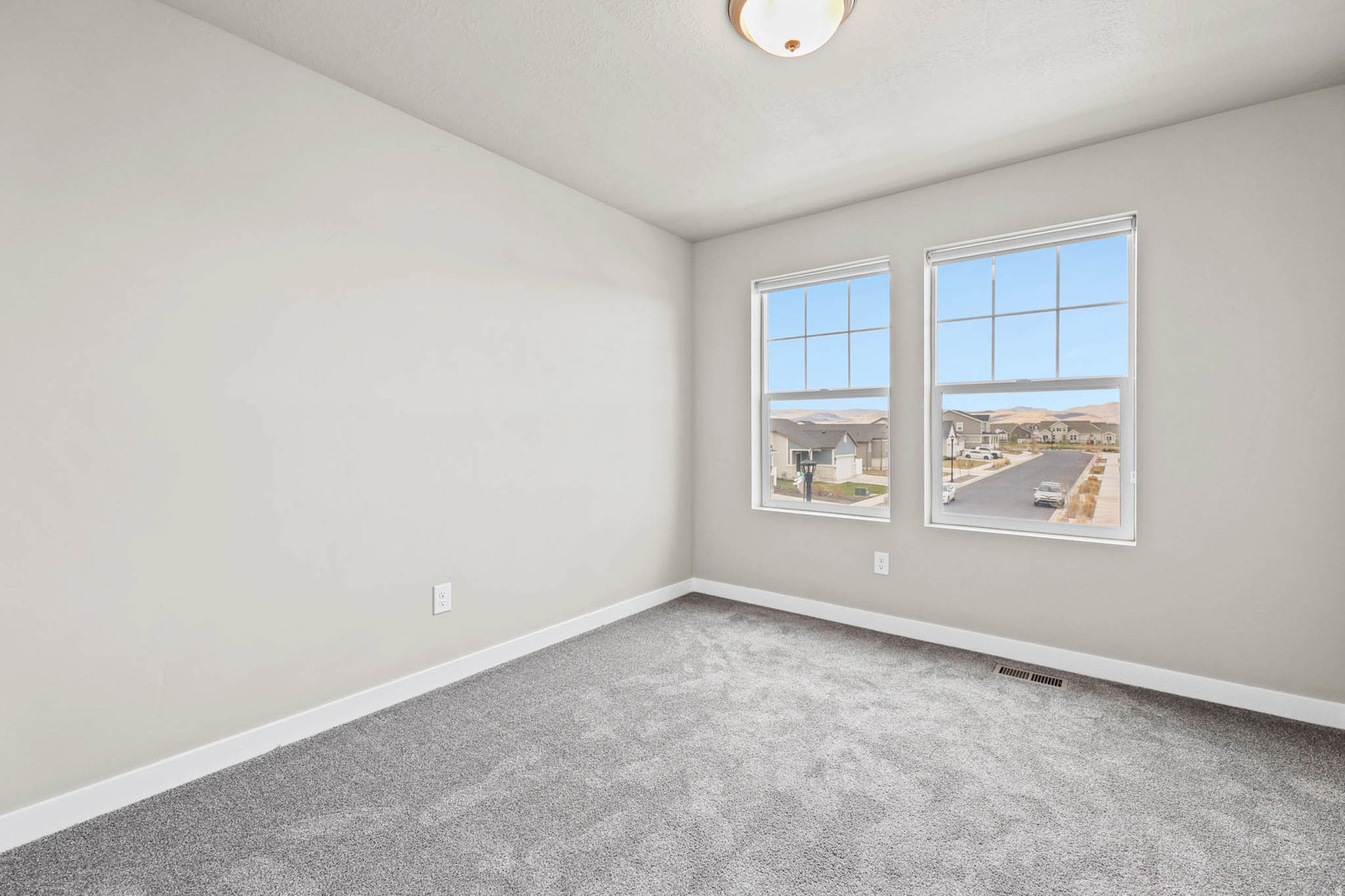 OVERLAND - Residential