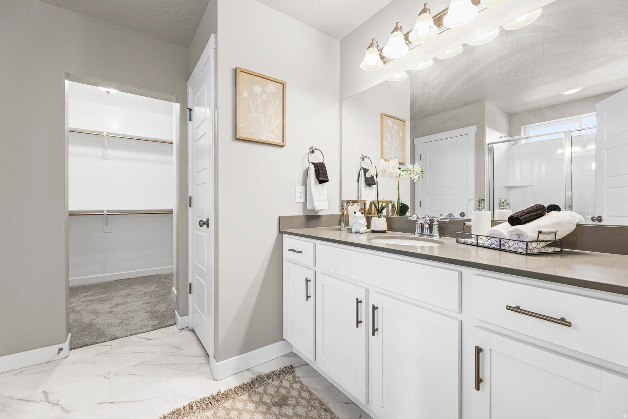 OVERLAND - Residential