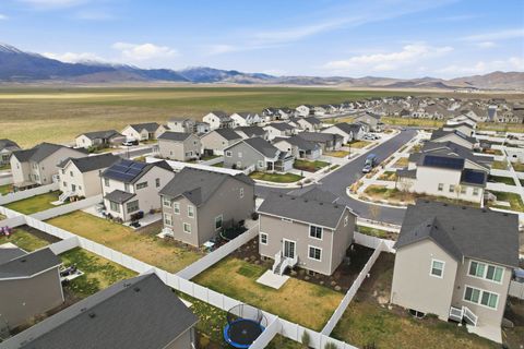 Tiny photo for 1260 E PACKARD DR, Eagle Mountain, UT 84005 (MLS # 2148269)