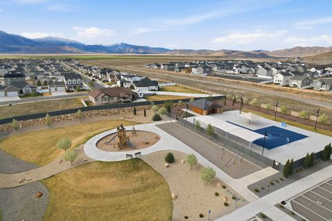 Tiny photo for 1260 E PACKARD DR, Eagle Mountain, UT 84005 (MLS # 2148269)