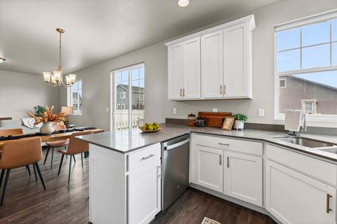 Tiny photo for 1260 E PACKARD DR, Eagle Mountain, UT 84005 (MLS # 2148269)