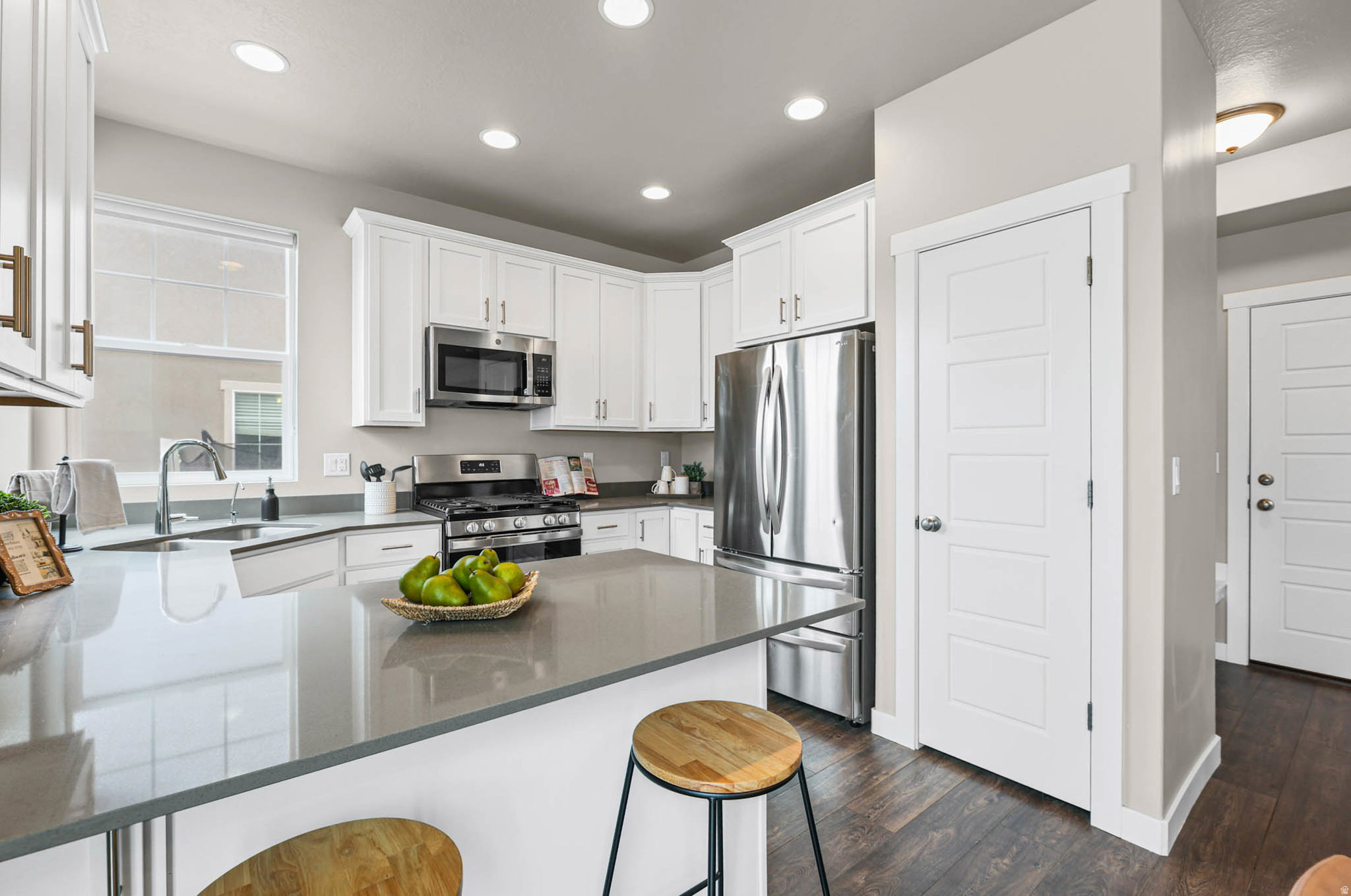 OVERLAND - Residential