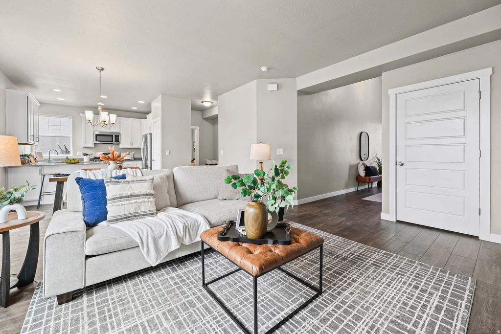 Photo of 1260 E PACKARD DR, Eagle Mountain, UT 84005 (MLS # 2148269)