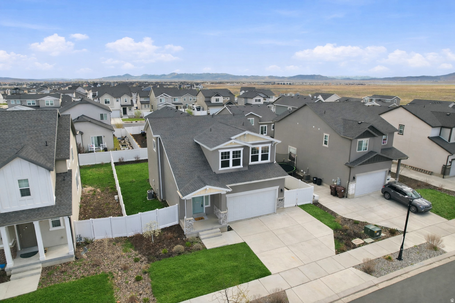 OVERLAND - Residential