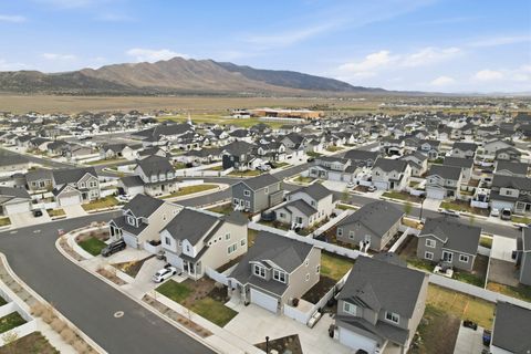 Tiny photo for 1260 E PACKARD DR, Eagle Mountain, UT 84005 (MLS # 2148269)