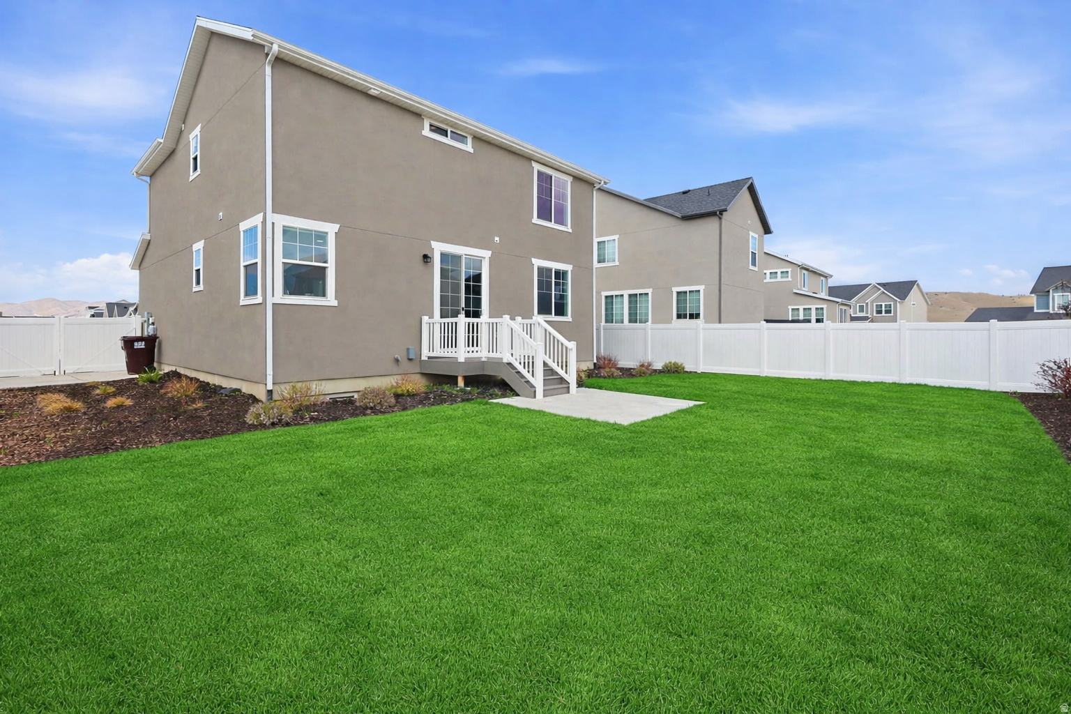 OVERLAND - Residential