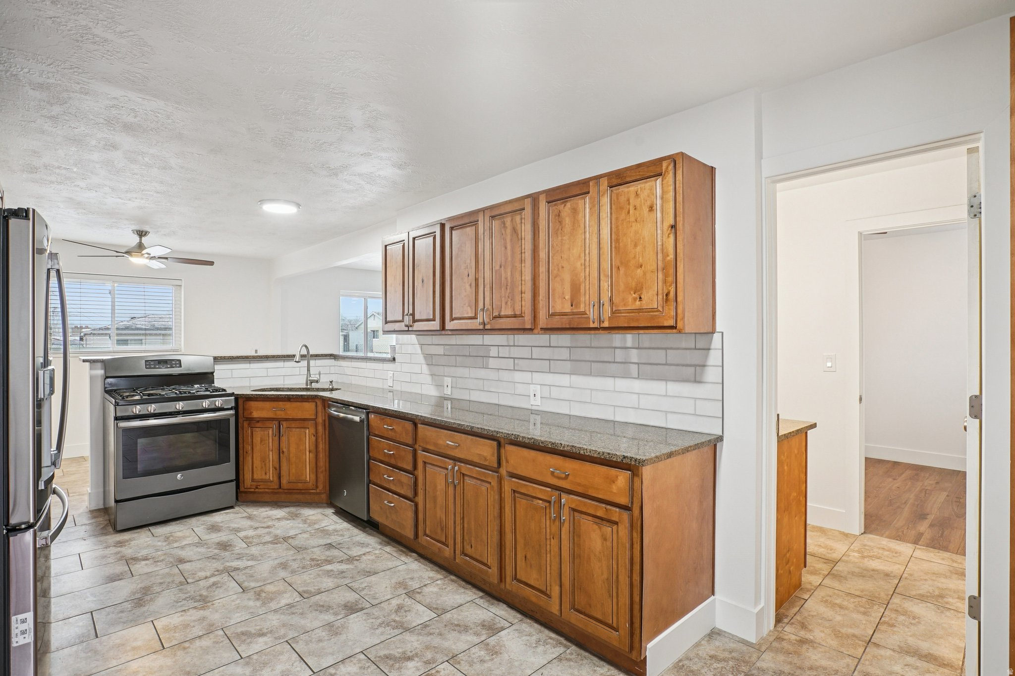 HOFFMAN HEIGHTS - Residential