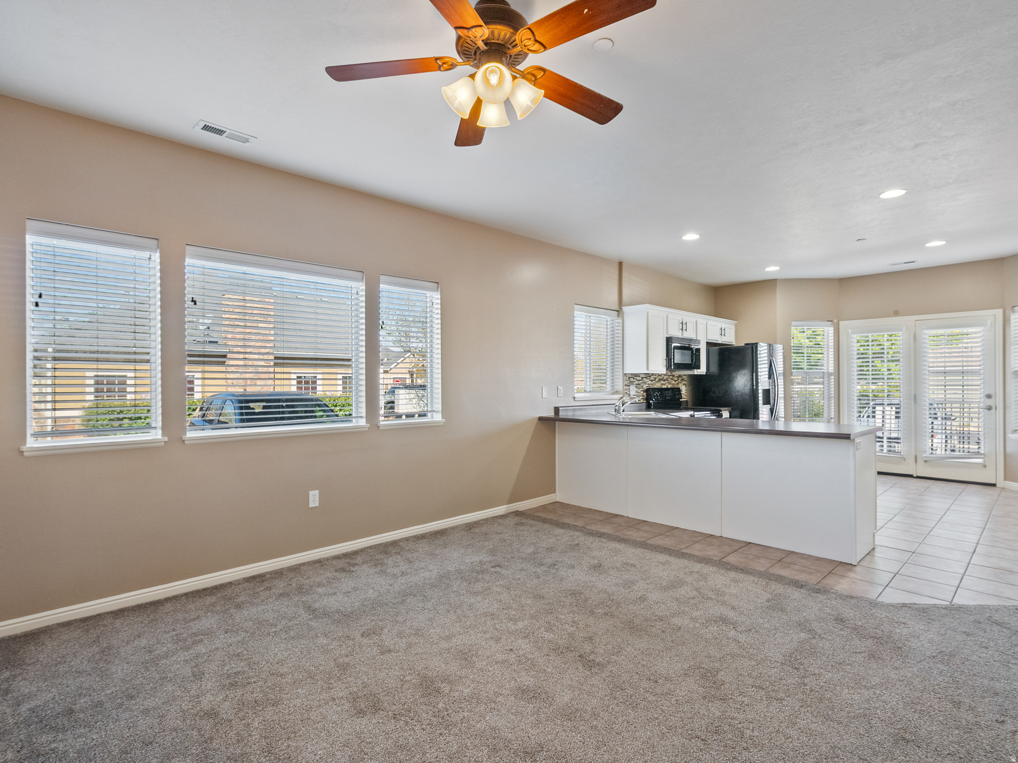 BELLA MONTE AT DRAPER MEADOWS CONDOS - Residential