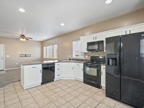 Tiny photo for 114 E BELLA MONTE DR. S #UNIT 1, Draper, UT 84020 (MLS # 2152354)