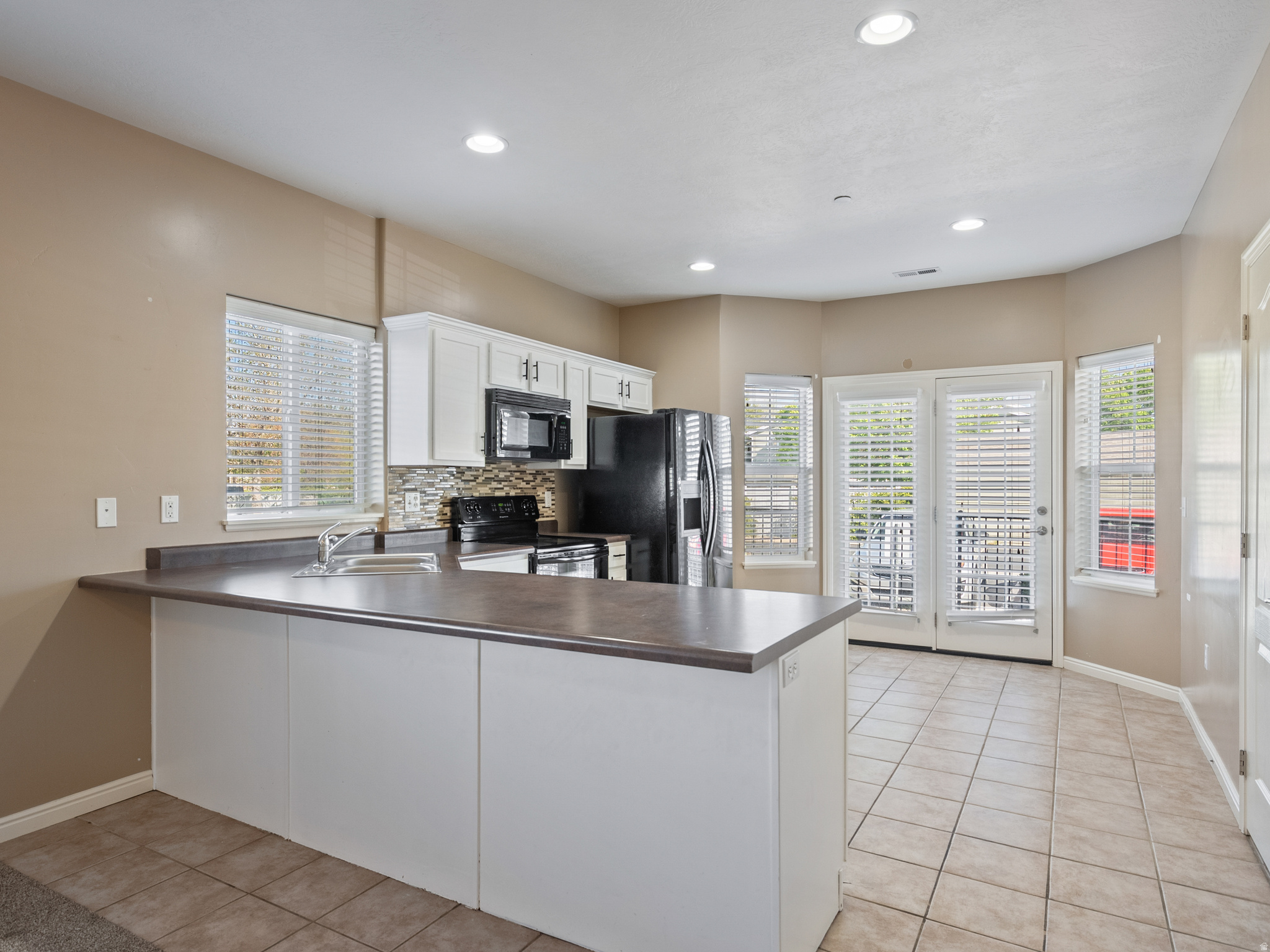 BELLA MONTE AT DRAPER MEADOWS CONDOS - Residential