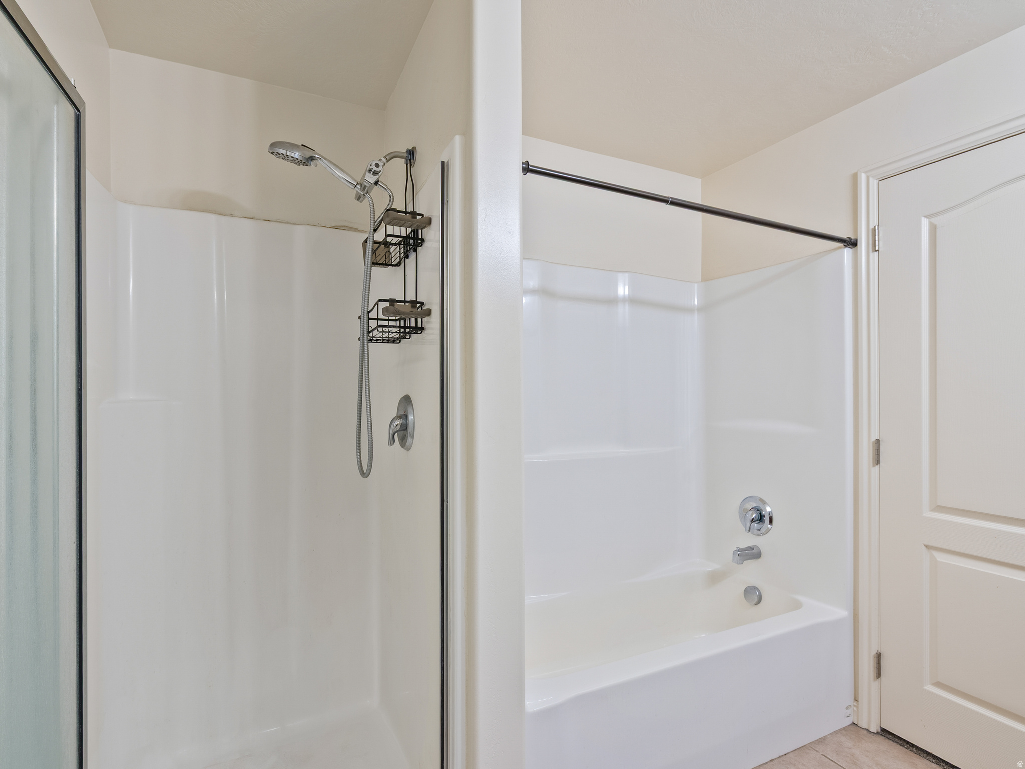 BELLA MONTE AT DRAPER MEADOWS CONDOS - Residential