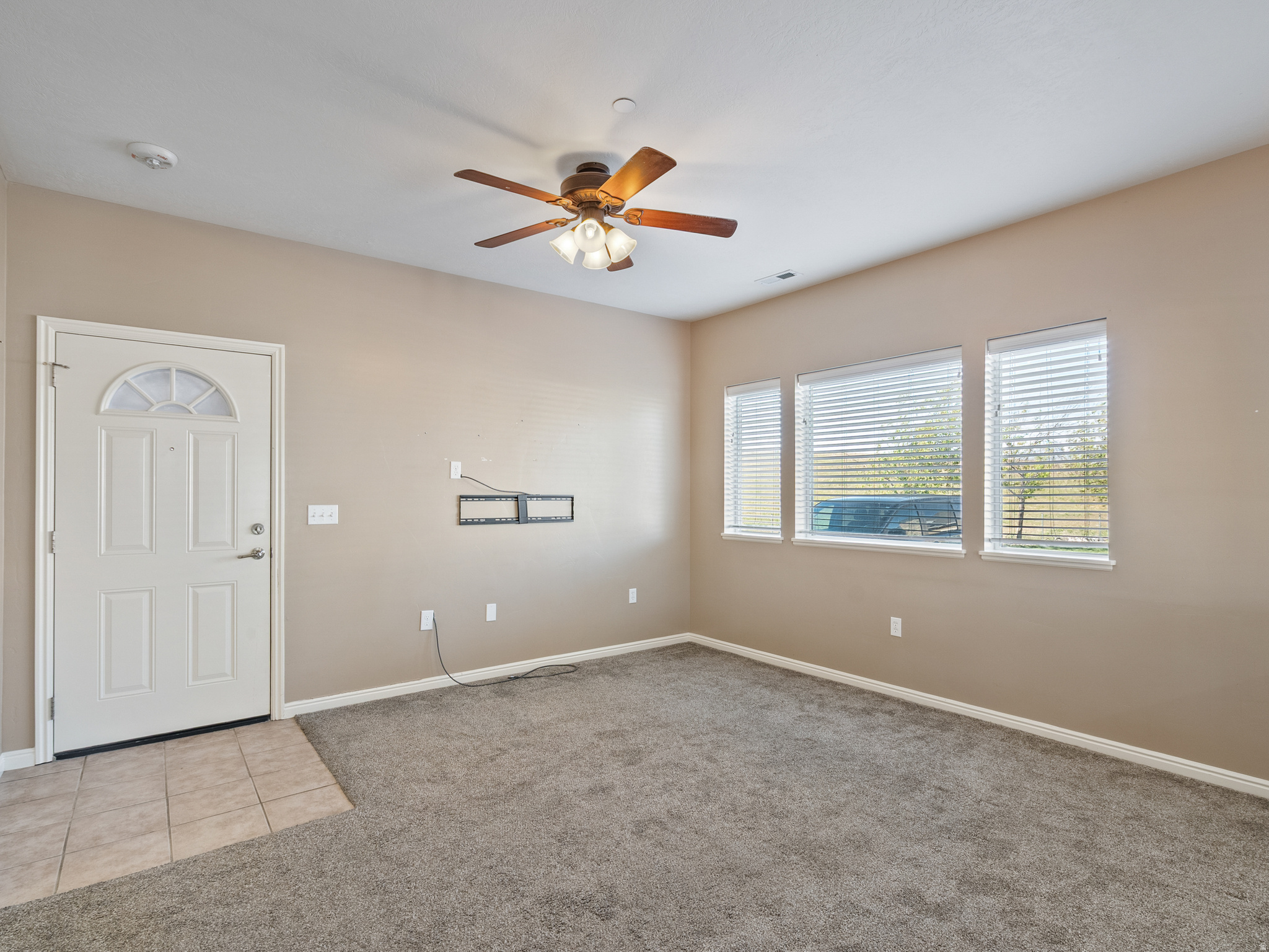 BELLA MONTE AT DRAPER MEADOWS CONDOS - Residential