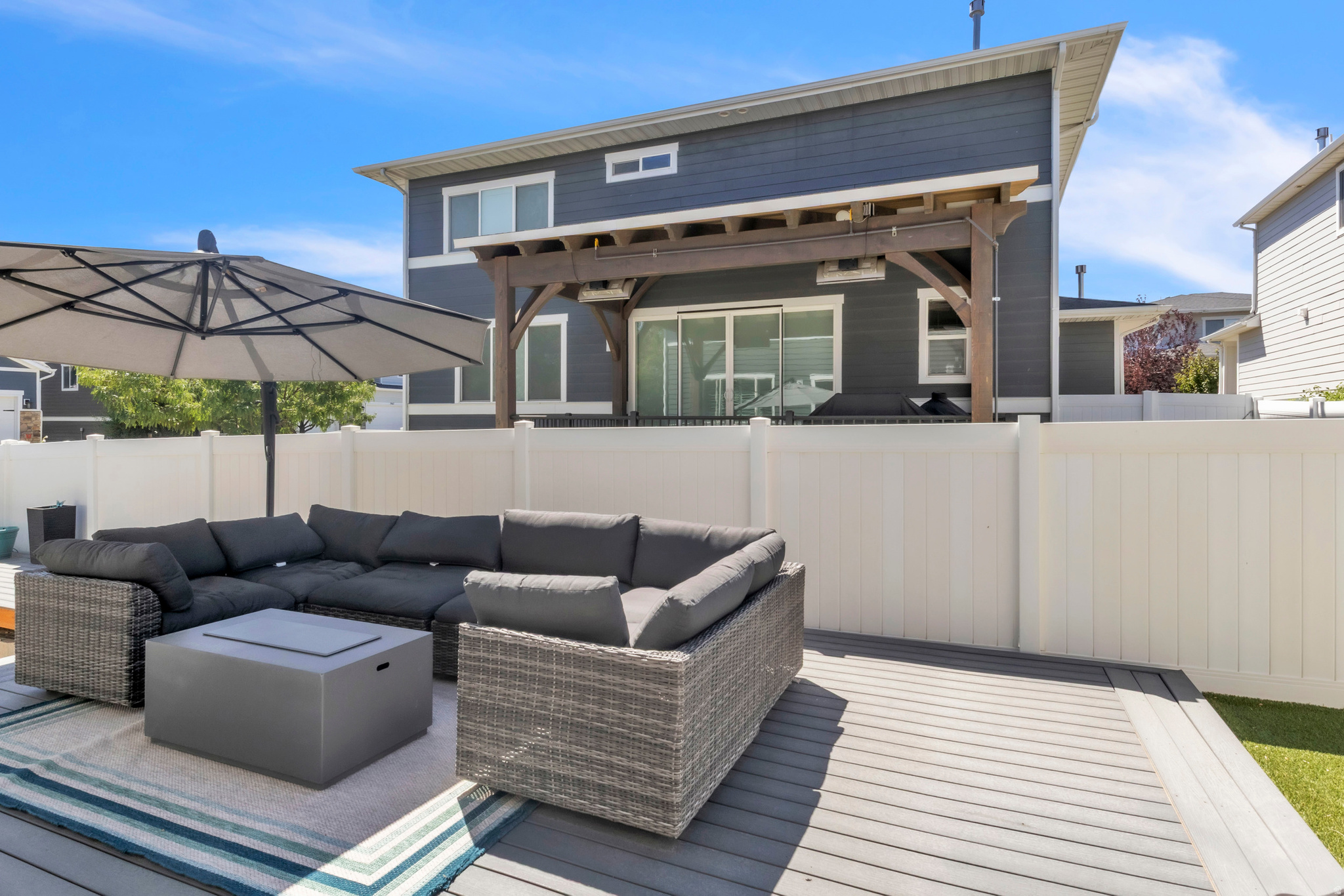 VILLAGE - Residential