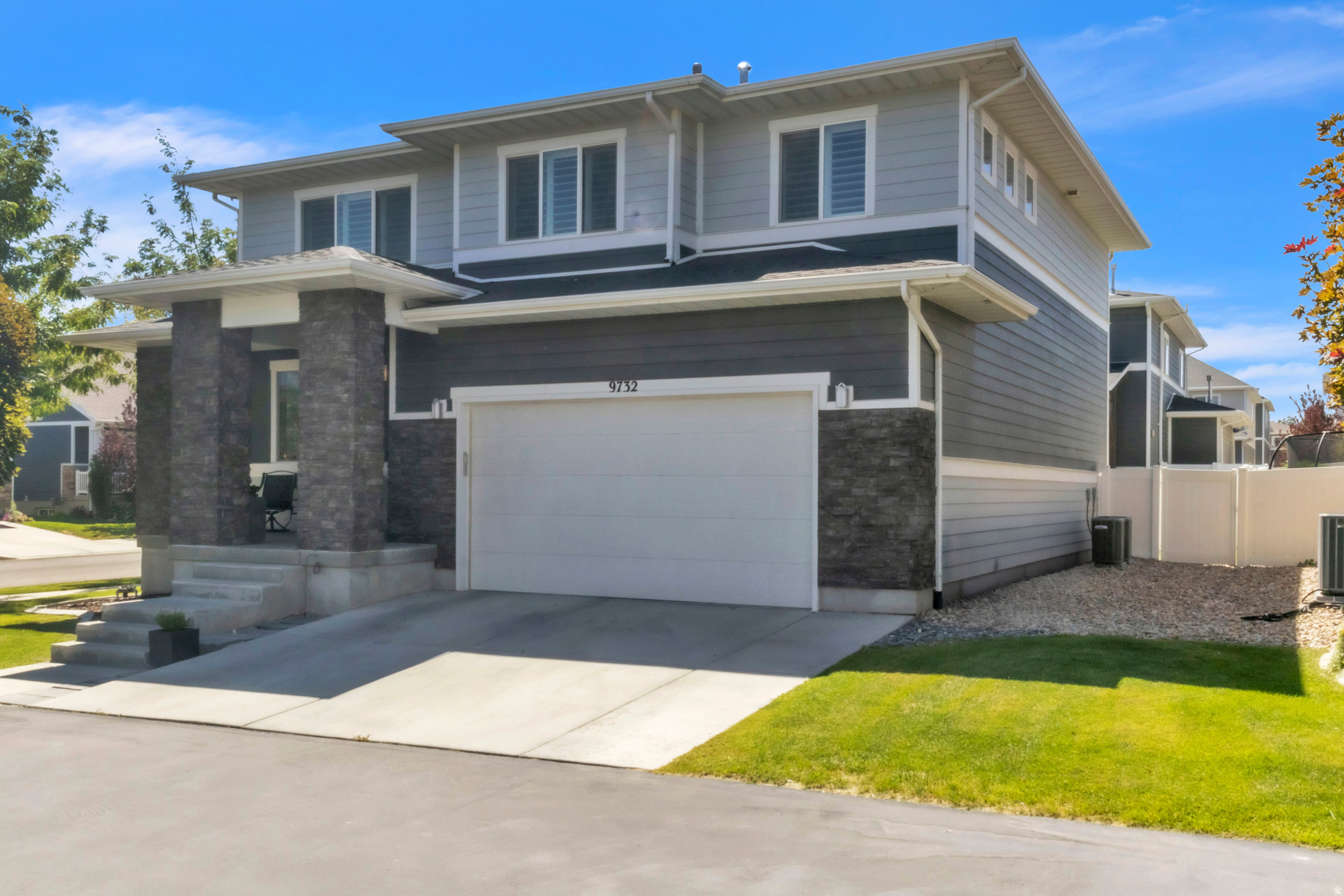 VILLAGE - Residential