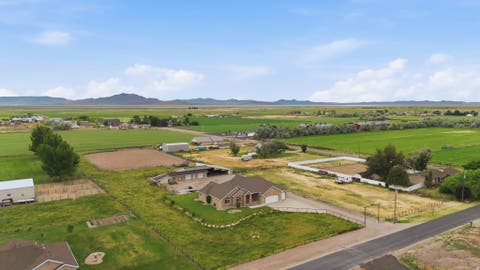 Tiny photo for 6643 W 5900 S, Hooper, UT 84315 (MLS # 2167103)