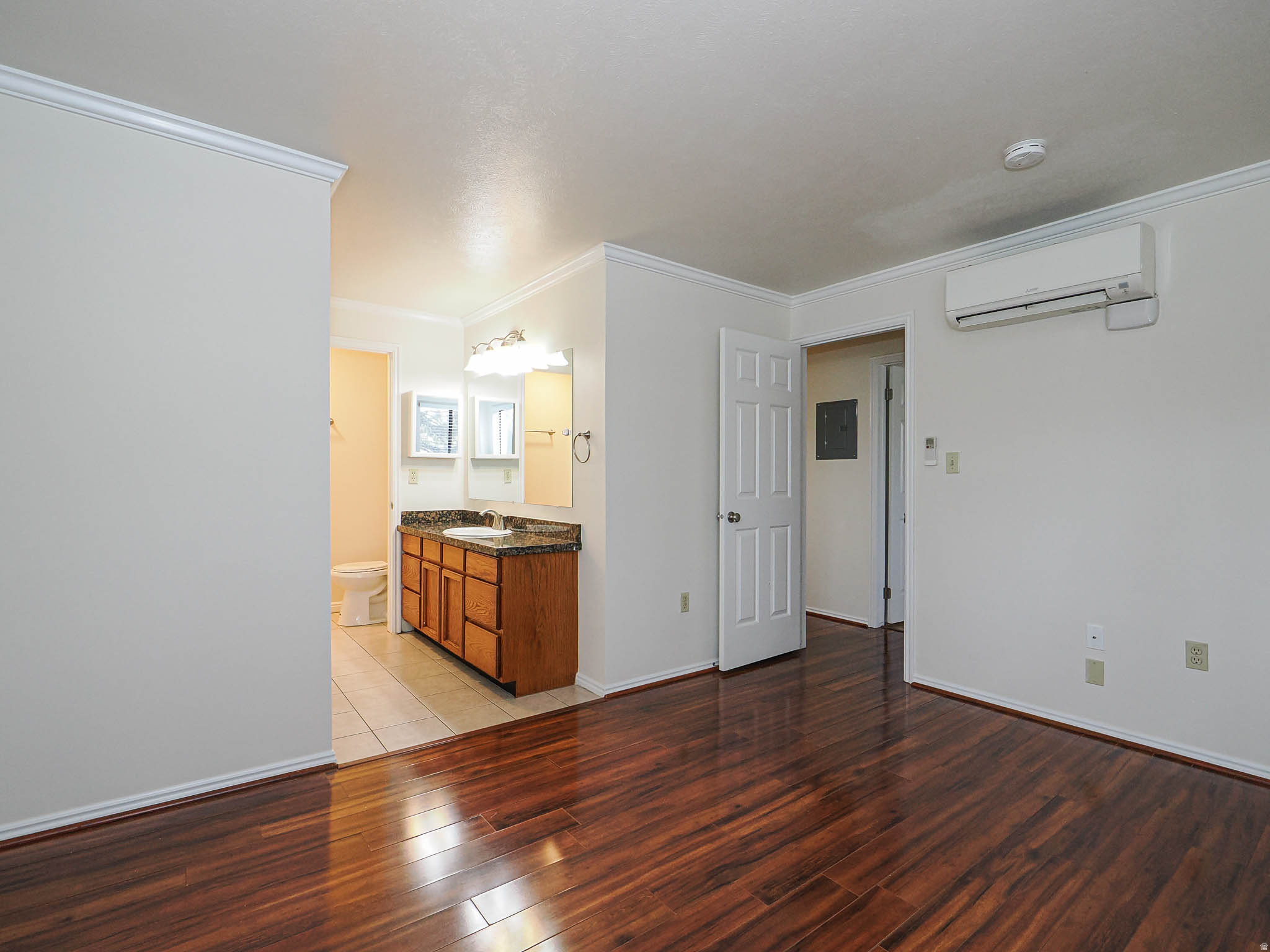 TOWNE PARK - Residential