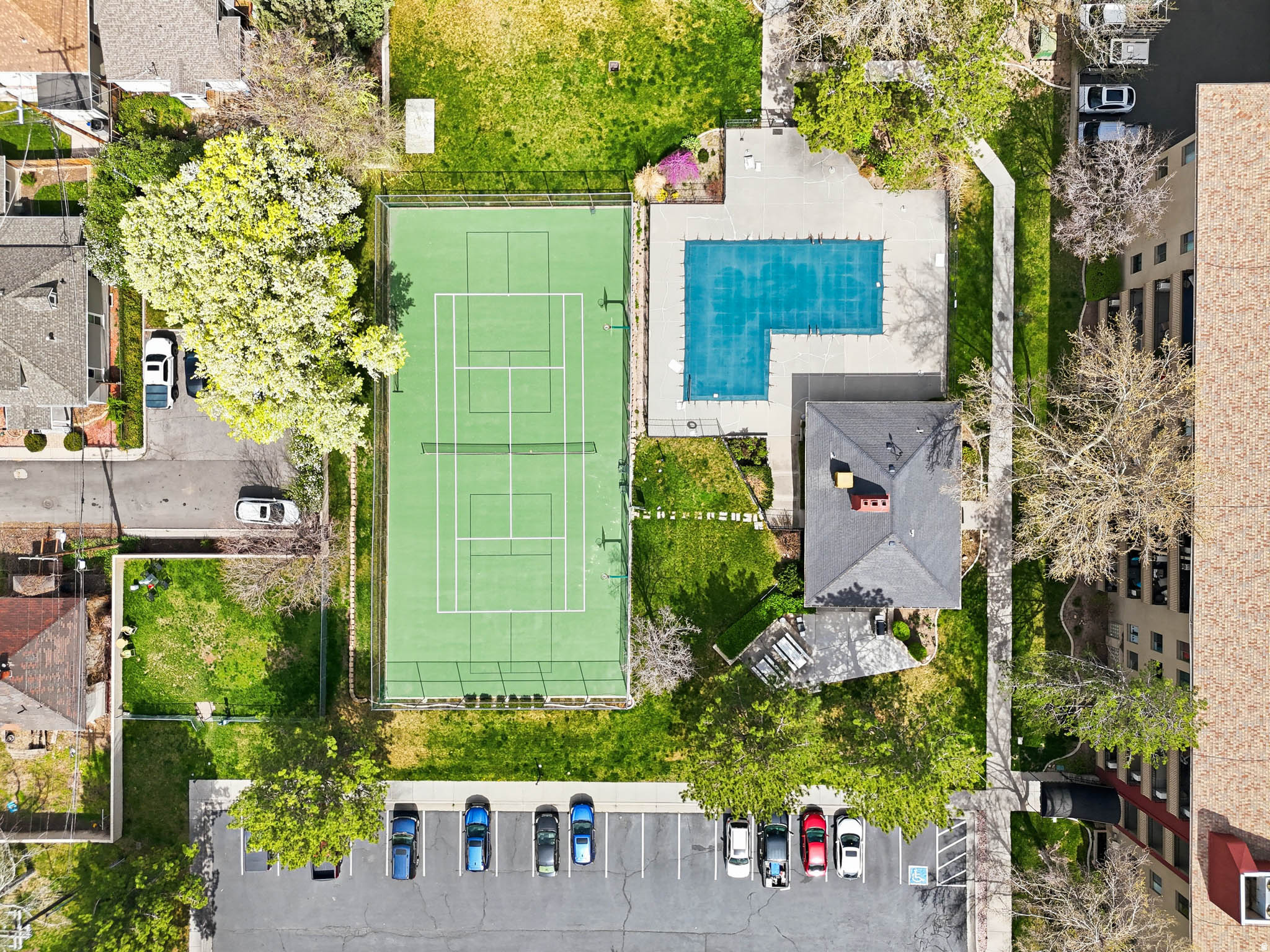 TOWNE PARK - Residential