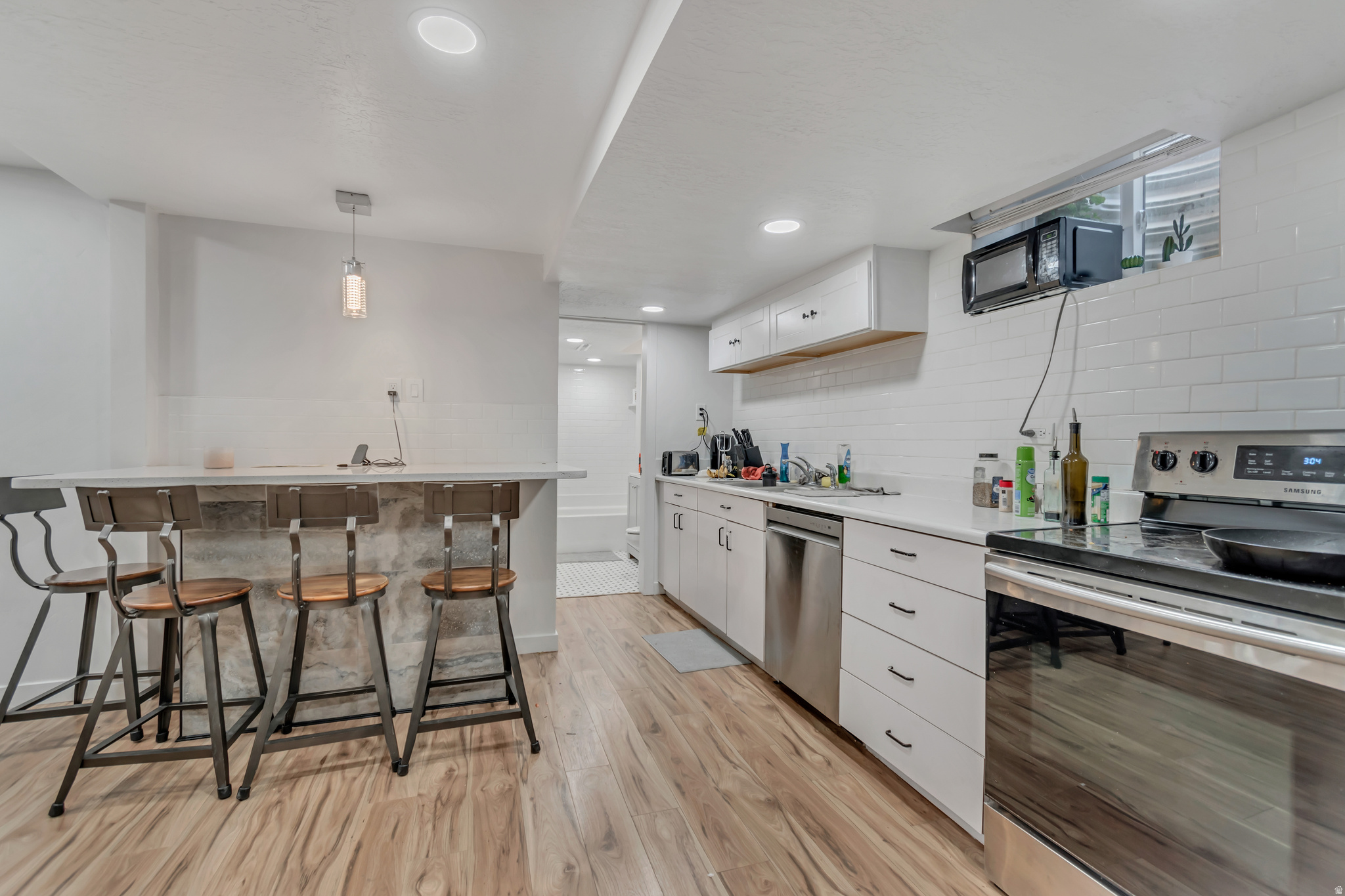 AMENDED & EX - Residential Income