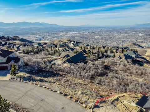 Tiny photo for 1565 E TRAIL CREST CT #18, Draper, UT 84020 (MLS # 2143292)