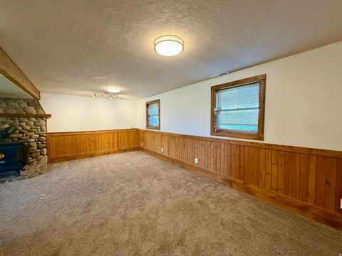 Tiny photo for 2115 N FRUITLAND DR E, North Ogden, UT 84414 (MLS # 2156308)