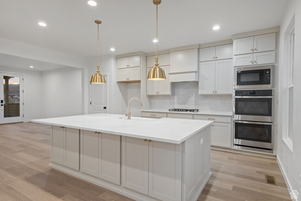 DAYBREAK - Residential