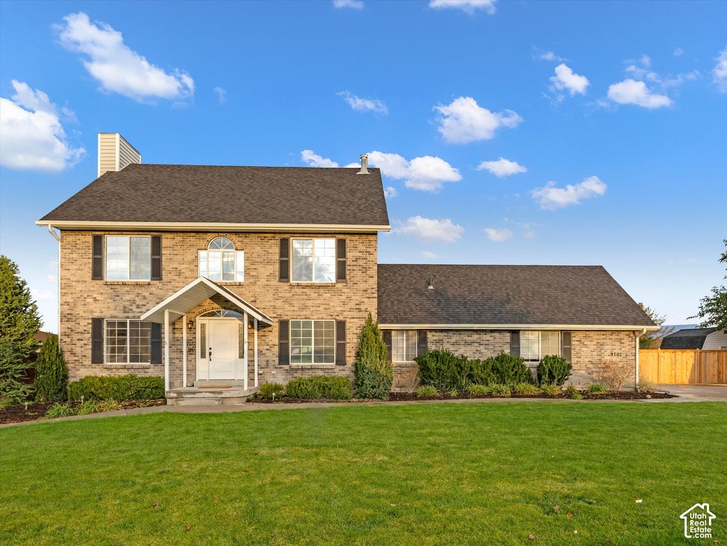 Photo of 9707 S DUNSINANE DR, South Jordan, UT 84095 (MLS # 2191285)