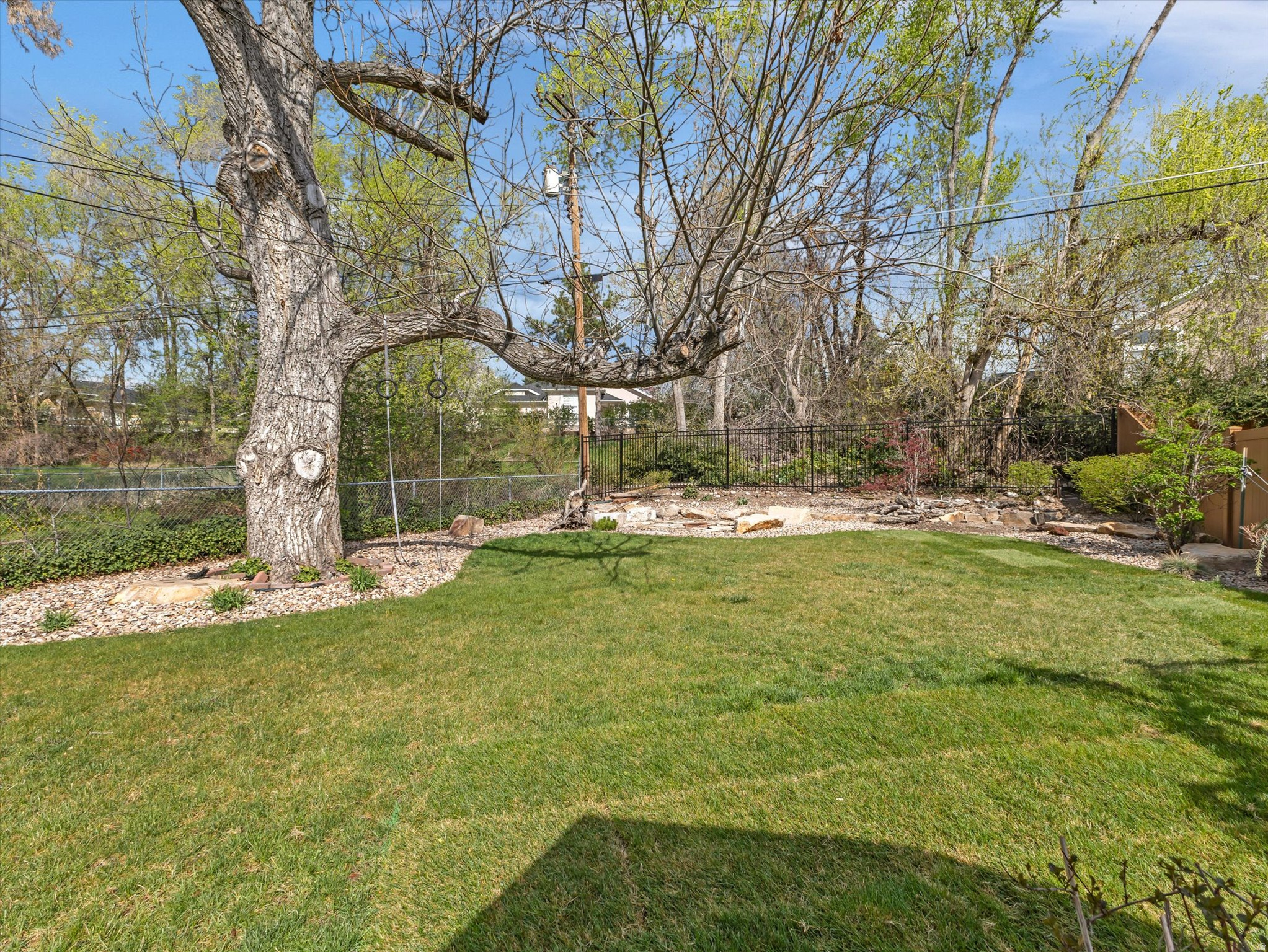 ROCKWOOD SUB - Residential