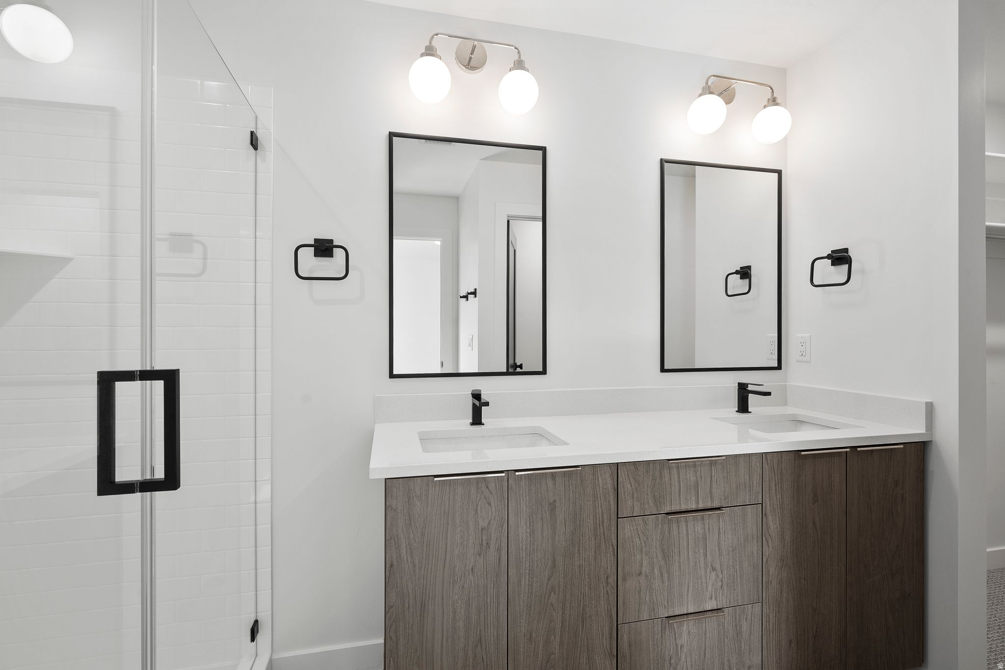 THE MONROE - Residential