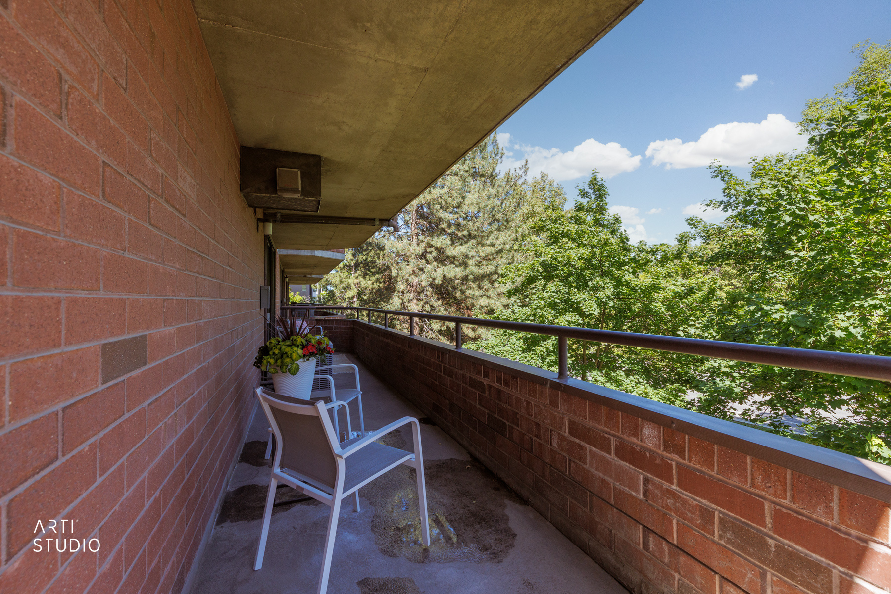 ARLINGTON PLACE - Residential