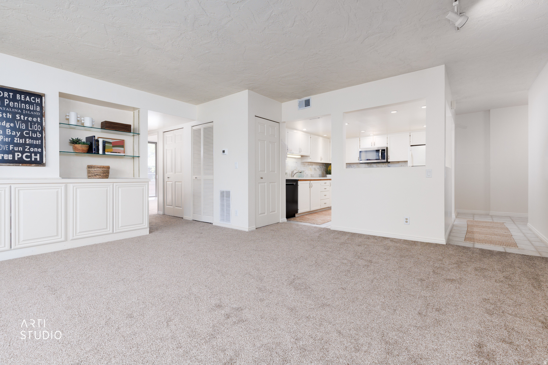 ARLINGTON PLACE - Residential