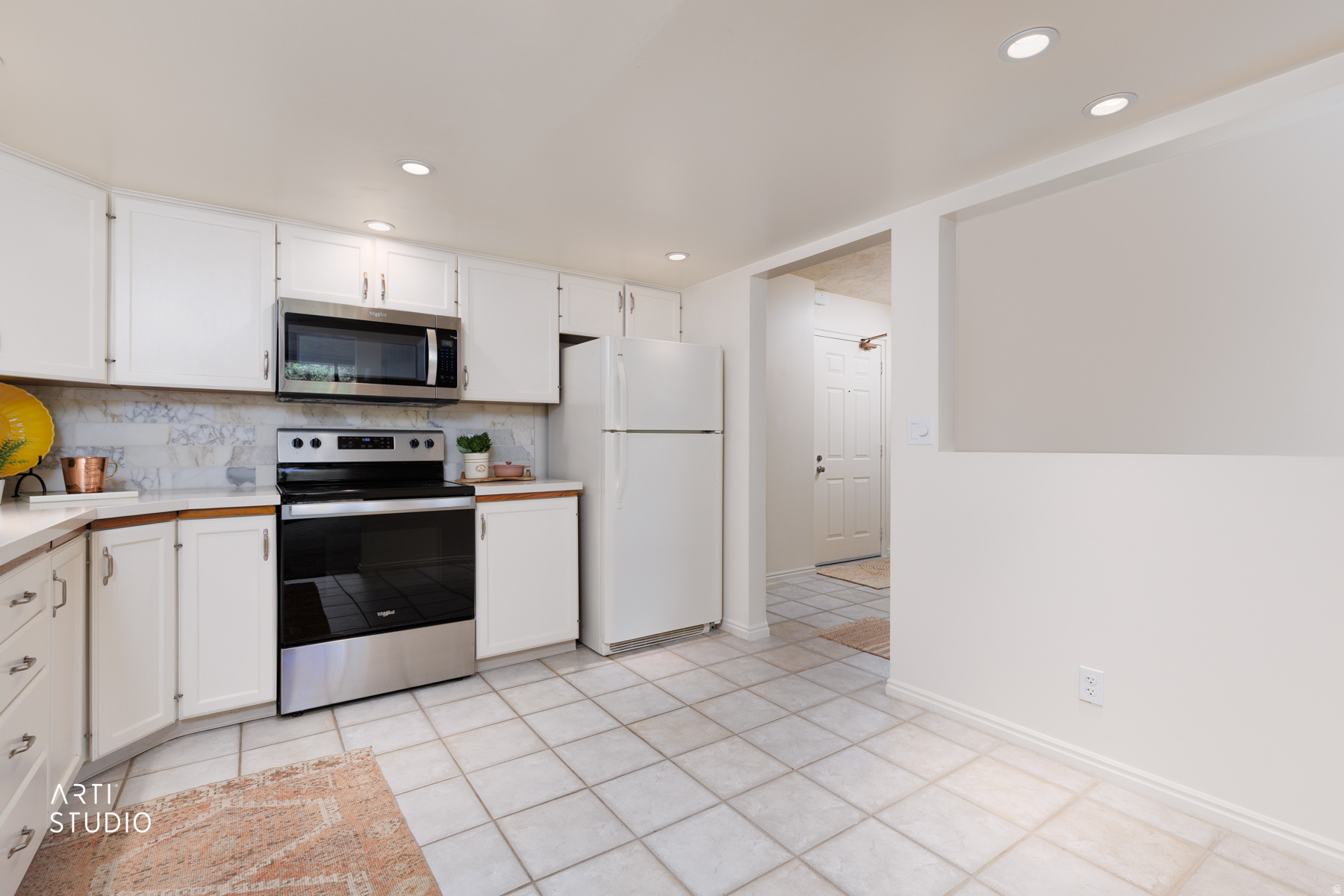 ARLINGTON PLACE - Residential