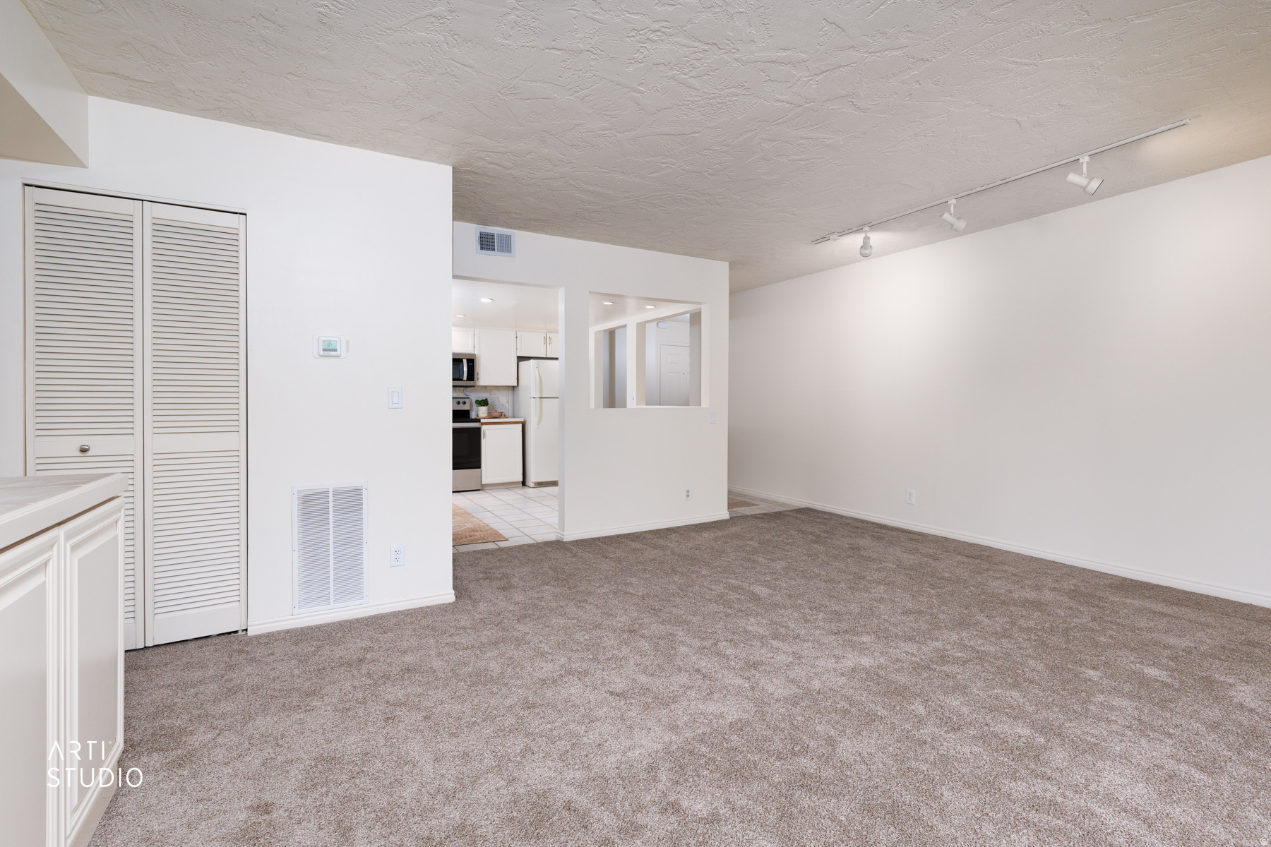 ARLINGTON PLACE - Residential