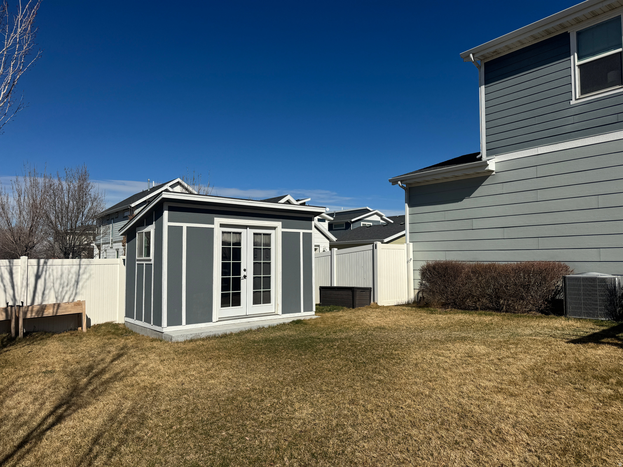 INDEPENDENCE AT THE POINT - Residential