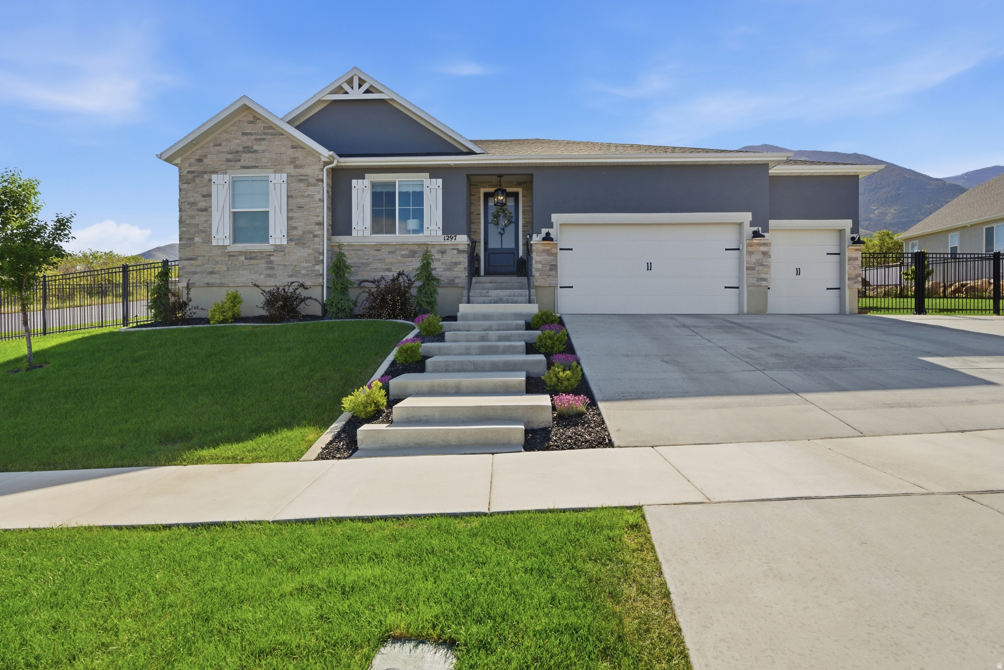RIDGE VIEW ESTATES - Residential
