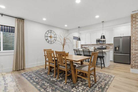Tiny photo for 1297 S 890 E, Salem, UT 84653 (MLS # 2159537)