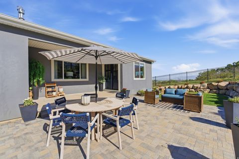 Tiny photo for 1297 S 890 E, Salem, UT 84653 (MLS # 2159537)
