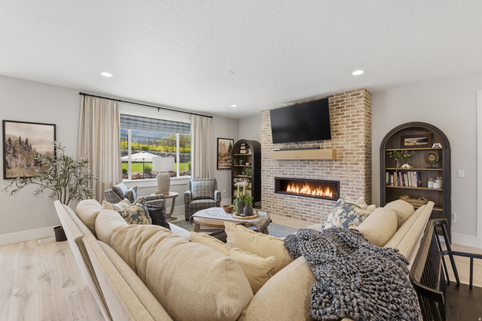 RIDGE VIEW ESTATES - Residential