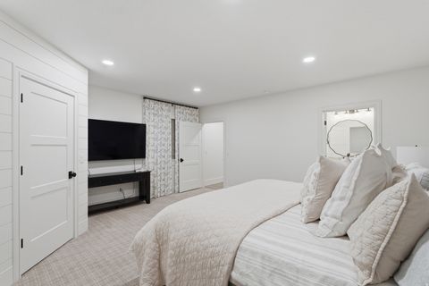 Tiny photo for 1297 S 890 E, Salem, UT 84653 (MLS # 2159537)
