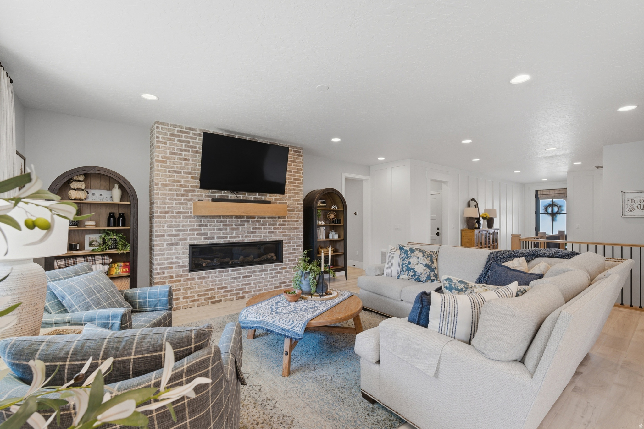 RIDGE VIEW ESTATES - Residential