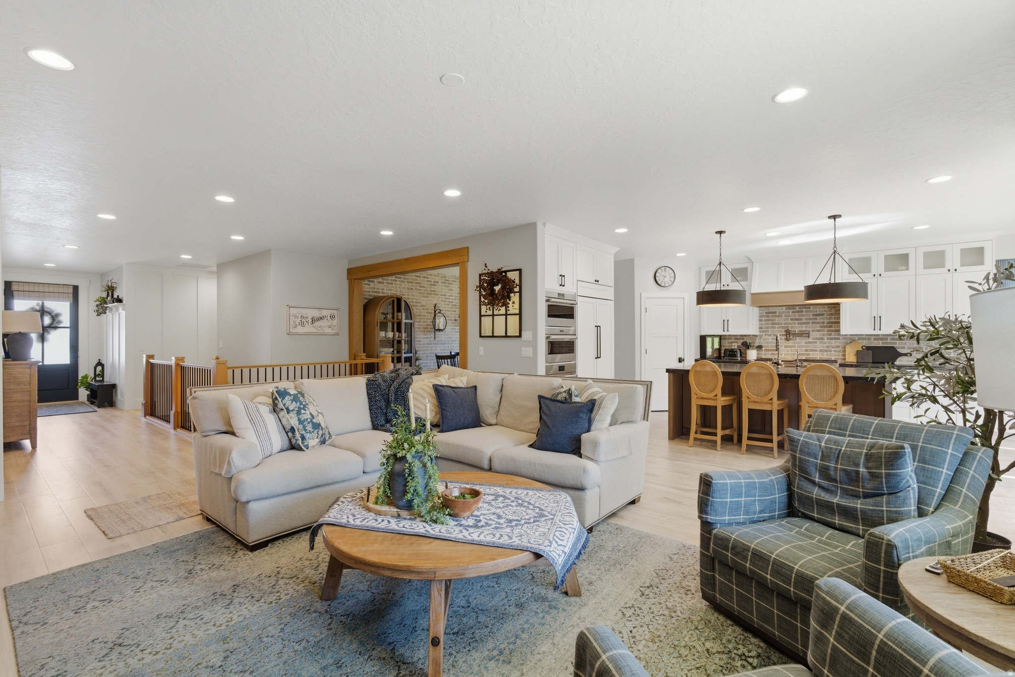 RIDGE VIEW ESTATES - Residential