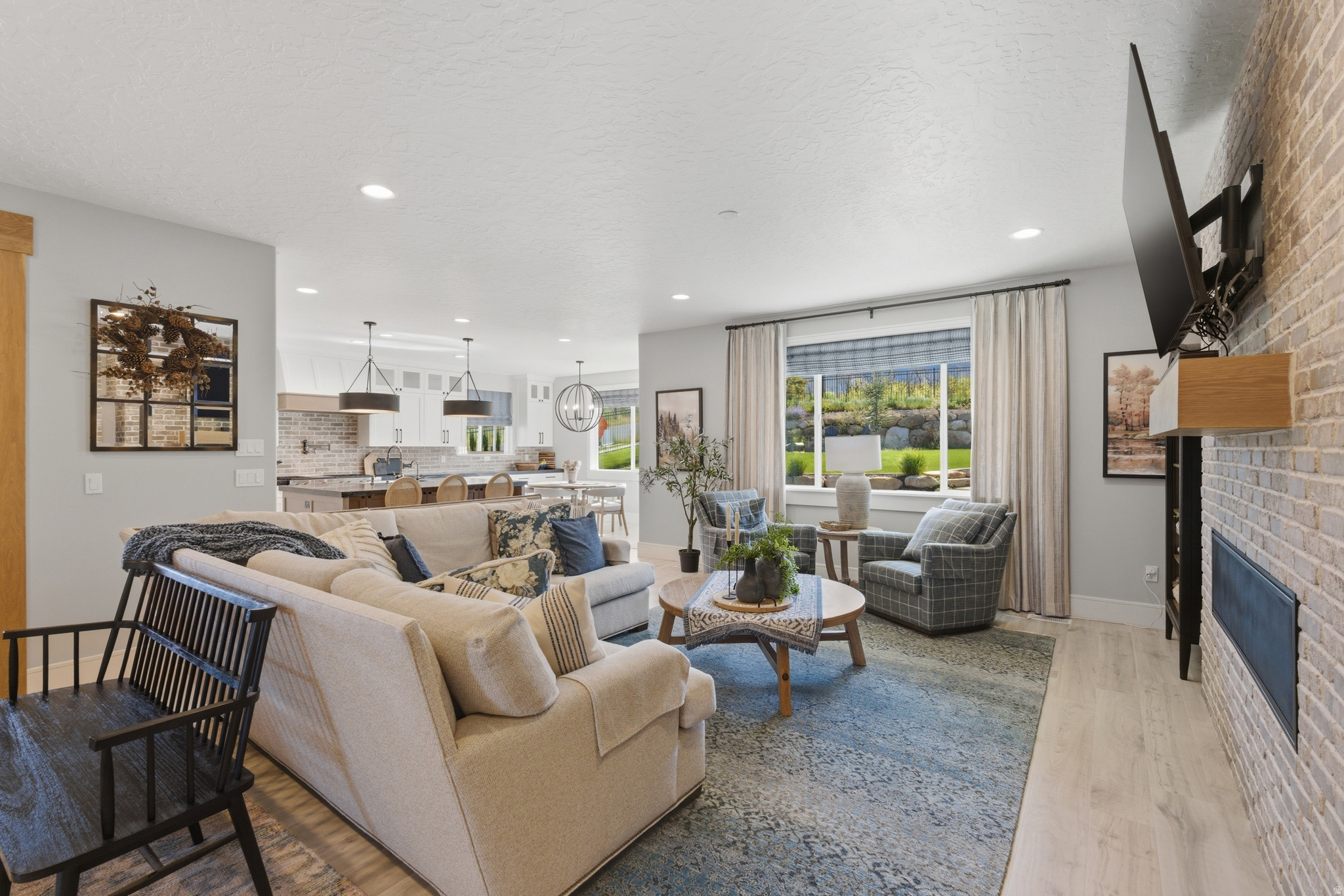 RIDGE VIEW ESTATES - Residential