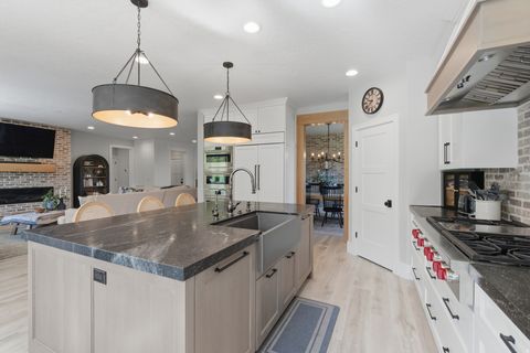 Tiny photo for 1297 S 890 E, Salem, UT 84653 (MLS # 2159537)