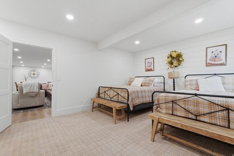 Tiny photo for 1297 S 890 E, Salem, UT 84653 (MLS # 2159537)