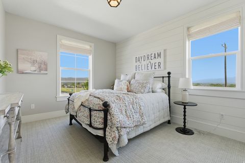 Tiny photo for 1297 S 890 E, Salem, UT 84653 (MLS # 2159537)
