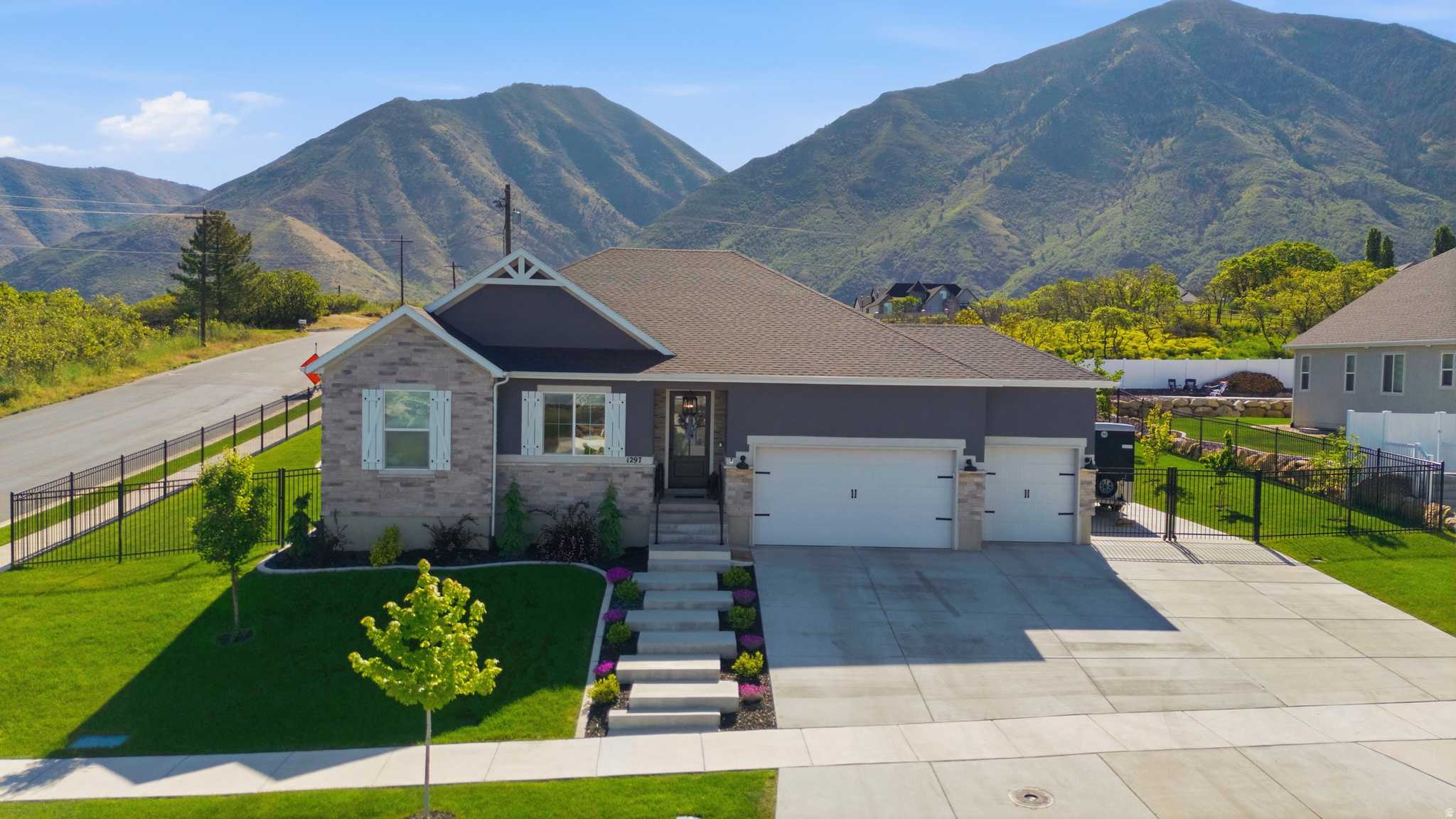 RIDGE VIEW ESTATES - Residential
