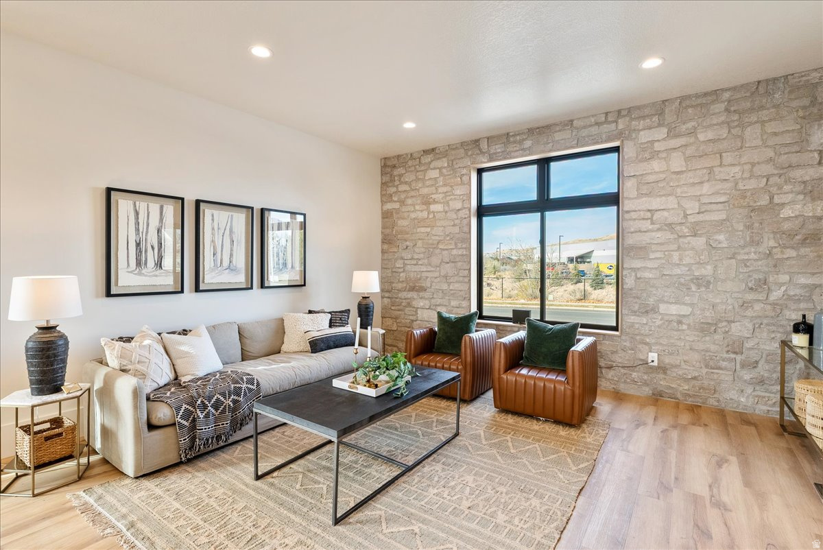 CENTER POINTE TOWNHOMES - Residential