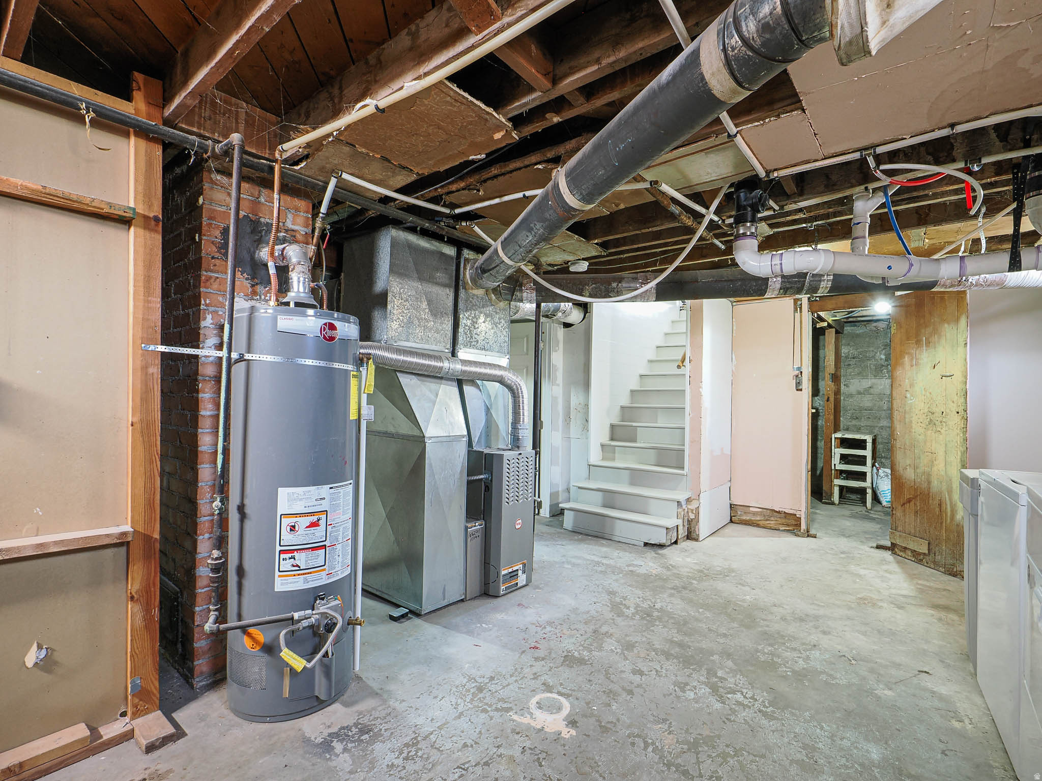 BEVERLY PLACE - Residential