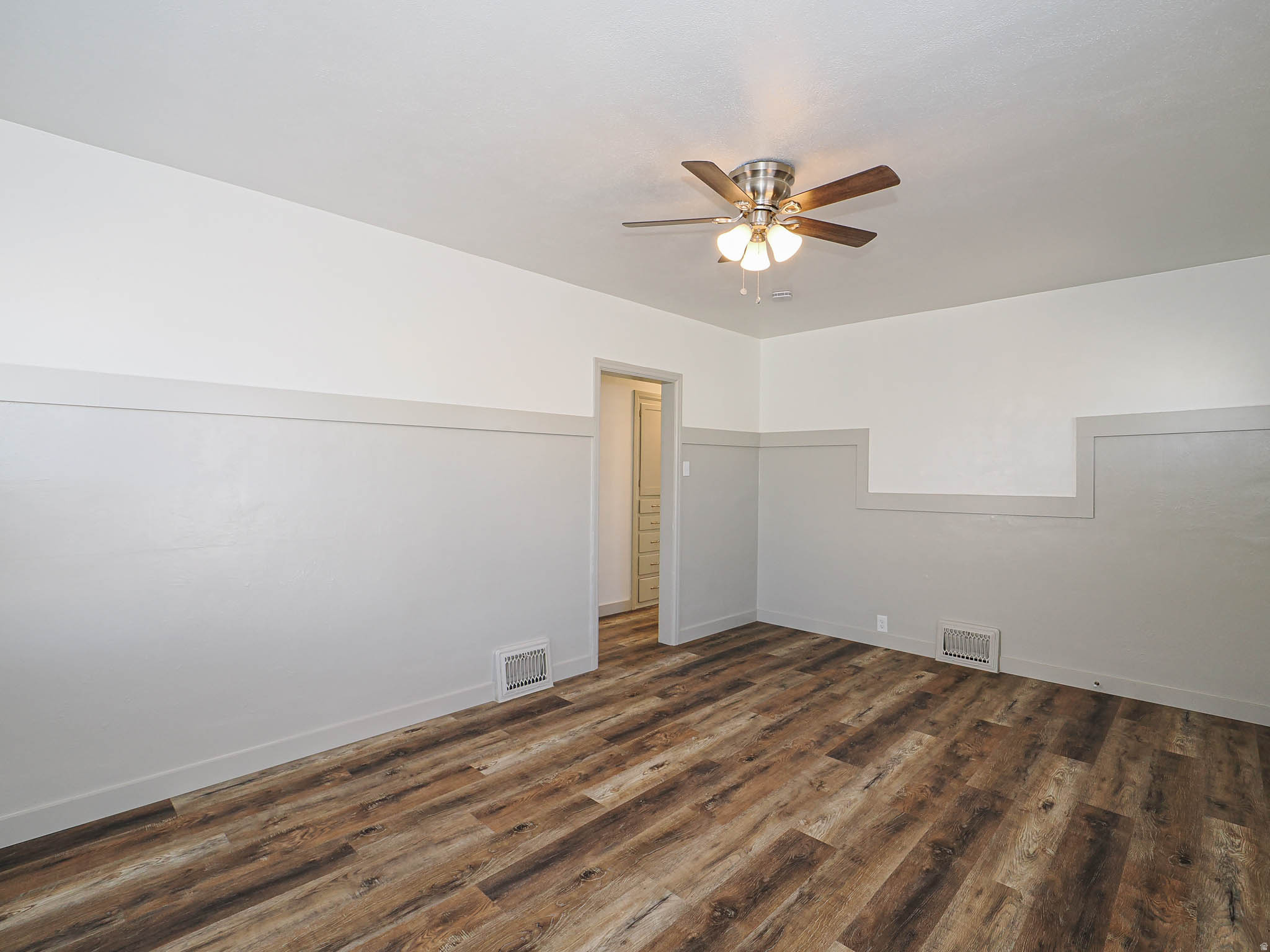 BEVERLY PLACE - Residential