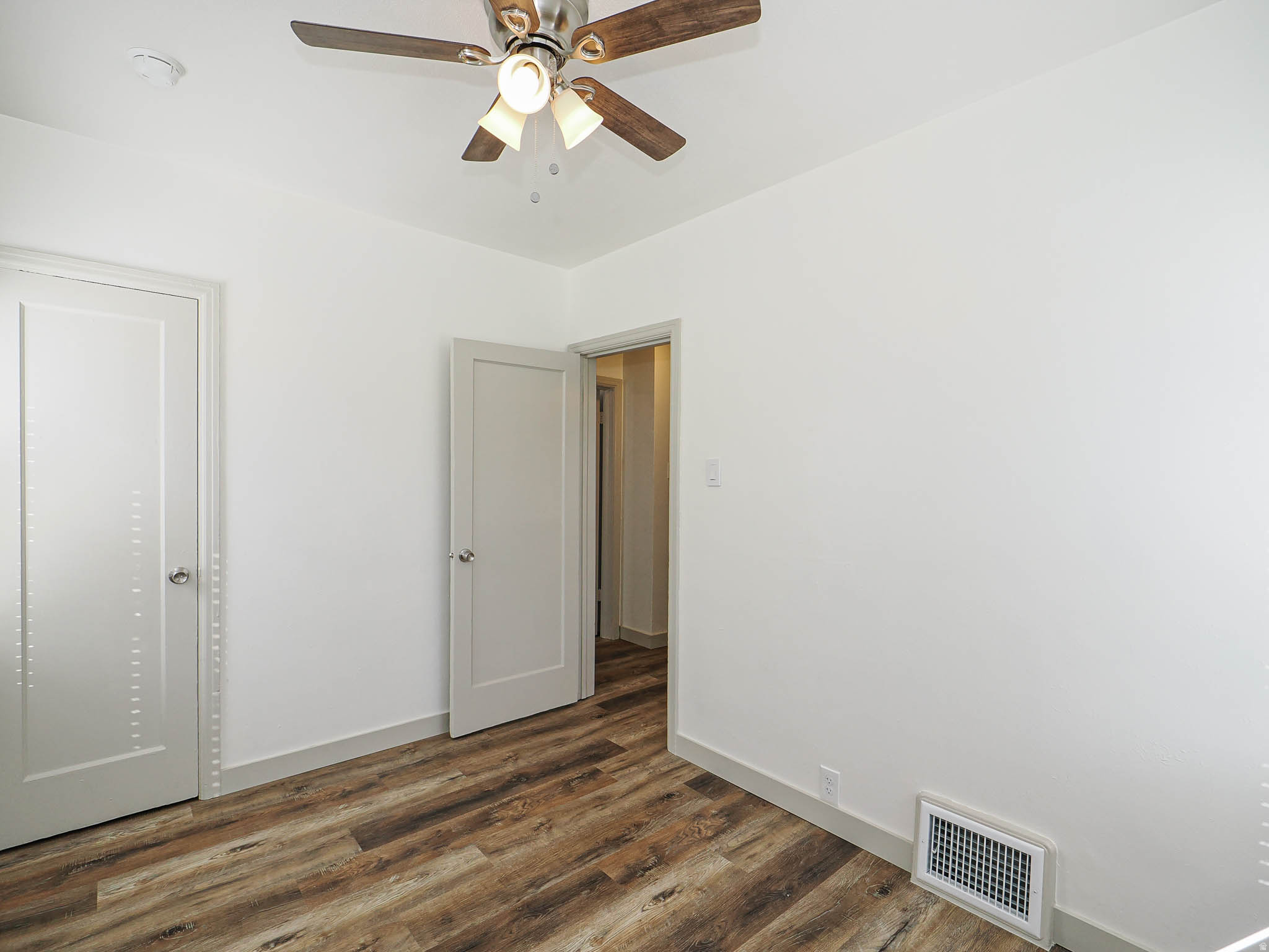 BEVERLY PLACE - Residential