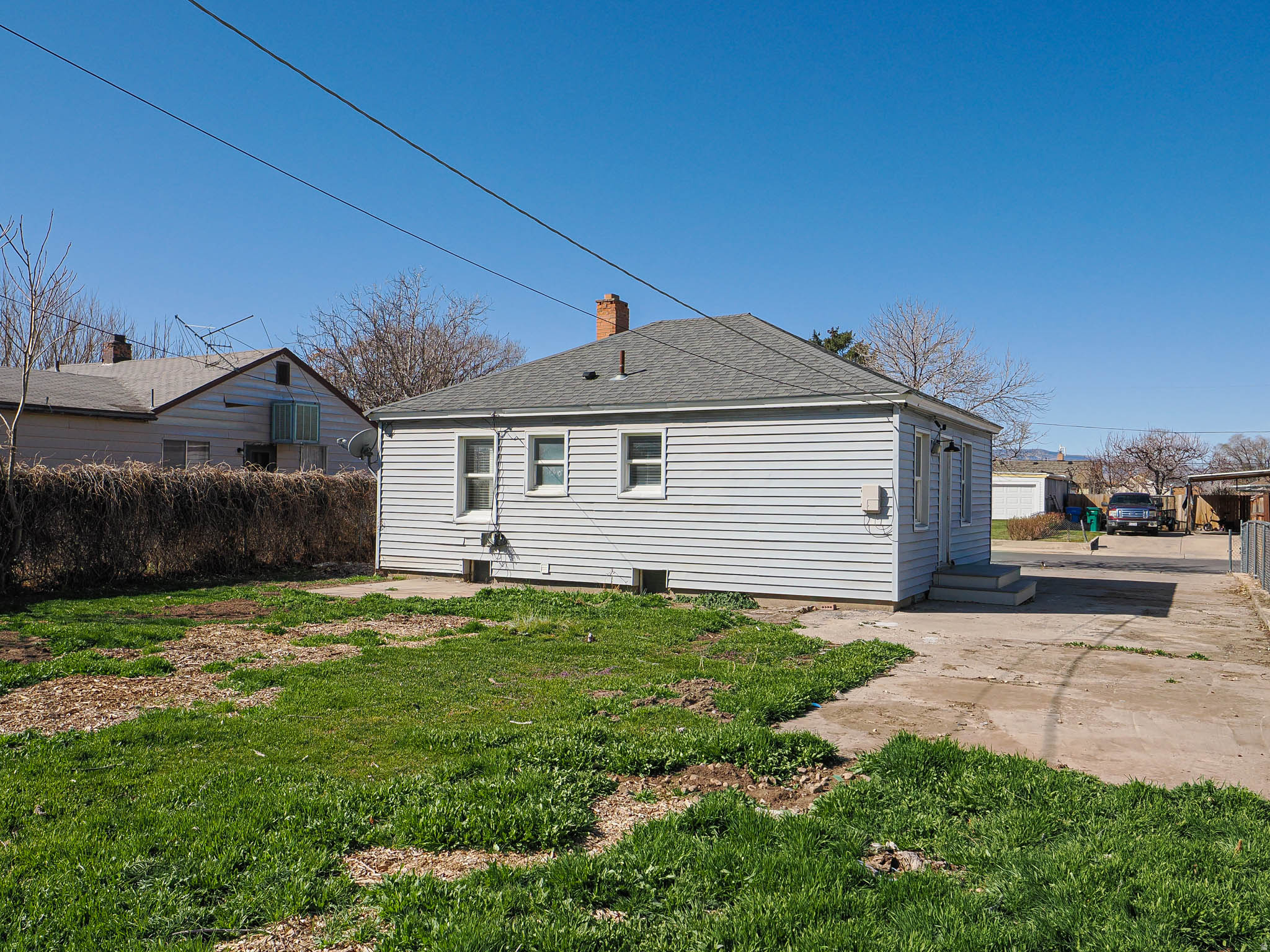 BEVERLY PLACE - Residential